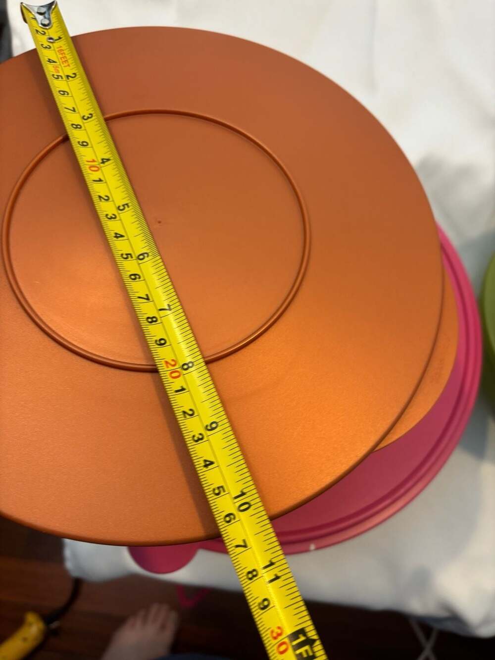 Tupperware Nesting Mixing Bowl Set with Lids, 4-Piece Multi-Color - Picture 10 of 12